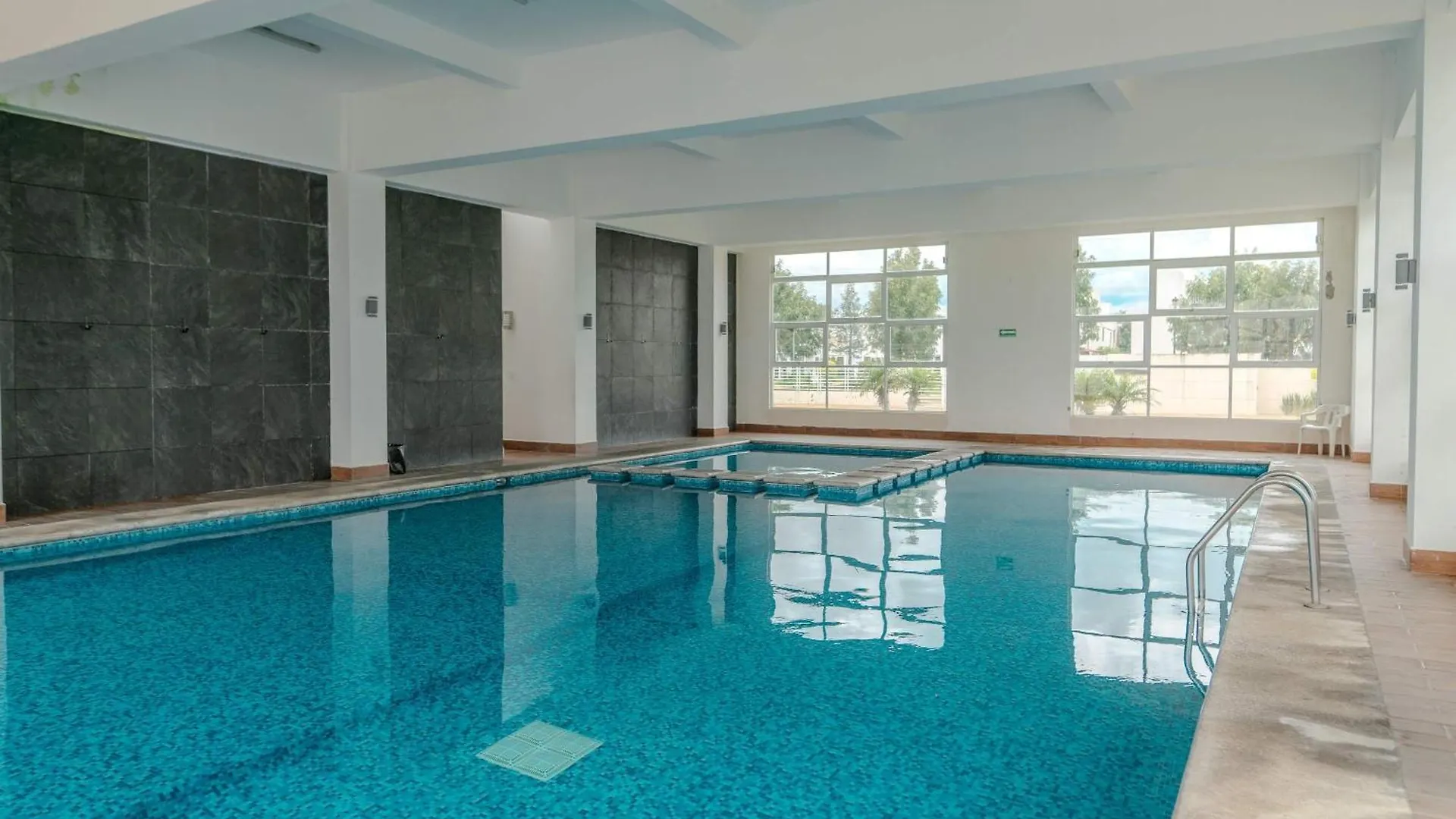 Home In Gated Community Near Valquirico & Airport Huejotzingo Holiday home